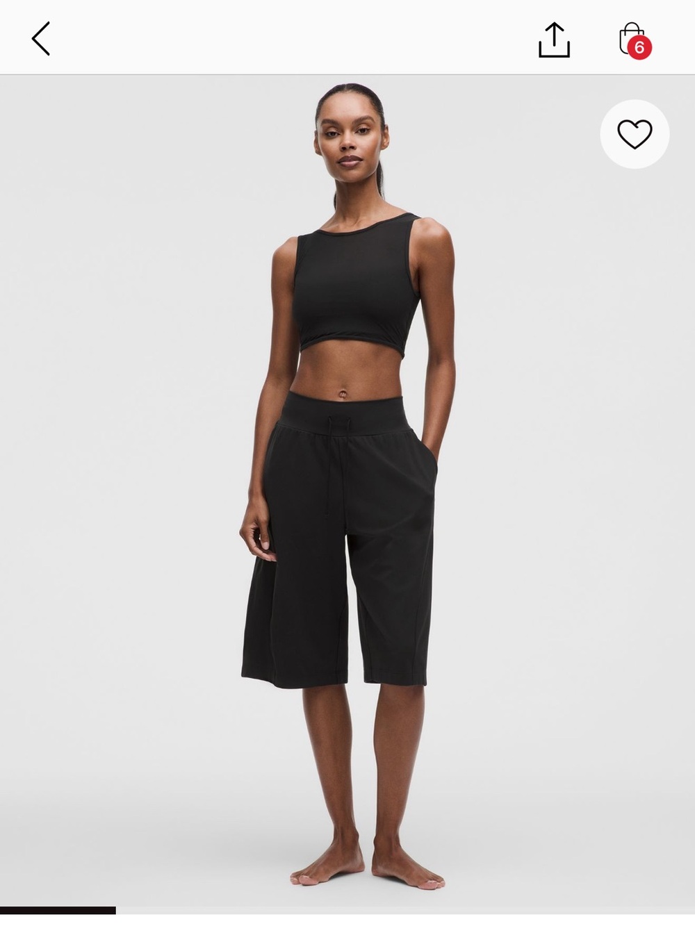 NWT Lululemon athletica Groove Mid-Rise
Relaxed Bermuda Short